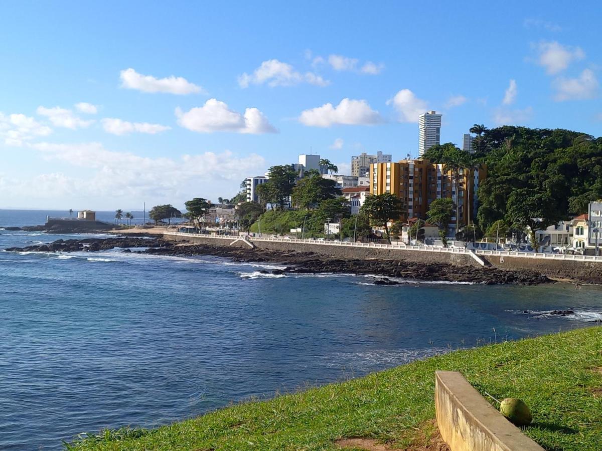 Studio Lateral vista mar Barra cama de casal Netflix Salvador de Bahía Exterior foto