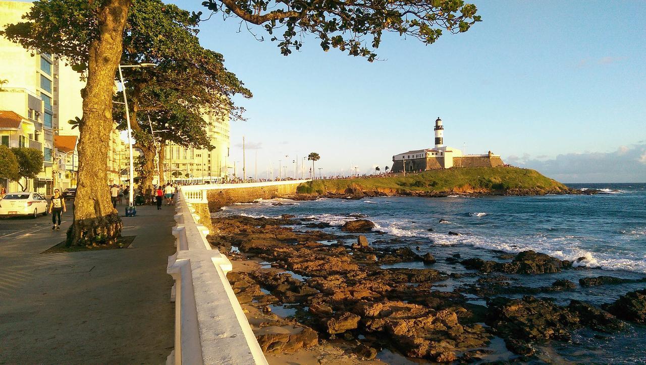 Studio Lateral vista mar Barra cama de casal Netflix Salvador de Bahía Exterior foto